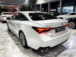 تويوتا أفالون